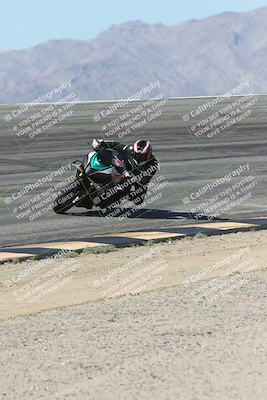 media/Oct-13-2025-Moto Forza (Mon) [[a66d839500]]/4-C Group/Session 2 (Bowl)/